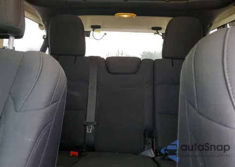 2020 Jeep Wrangler Unlimited Sahara z USA, uszkodzony, nr VIN 1C4HJXEN1LW166509